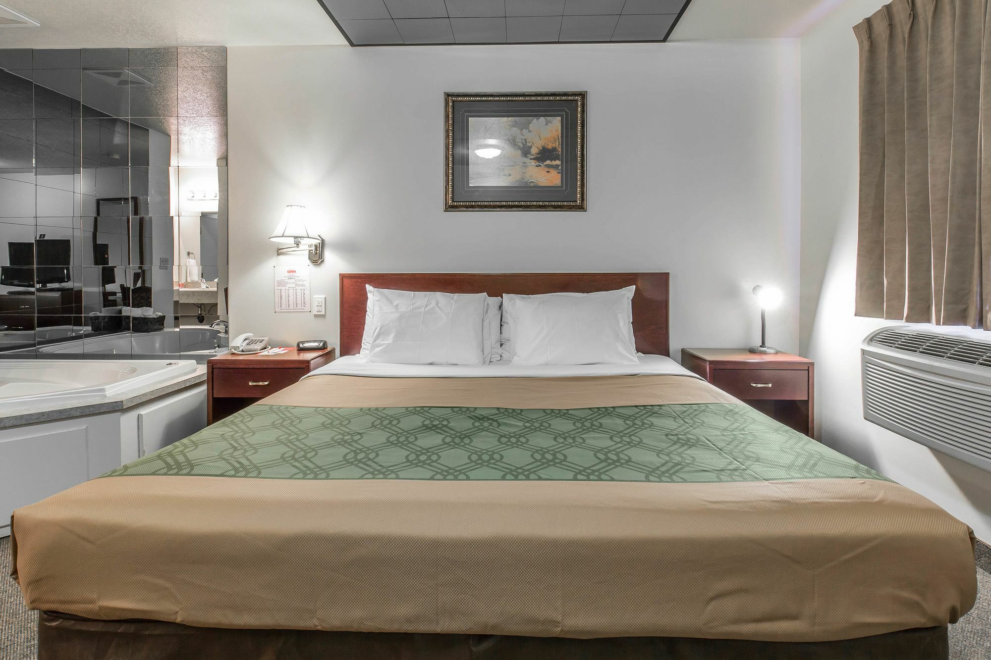 Empire Inn & Suites Penhold エクステリア 写真